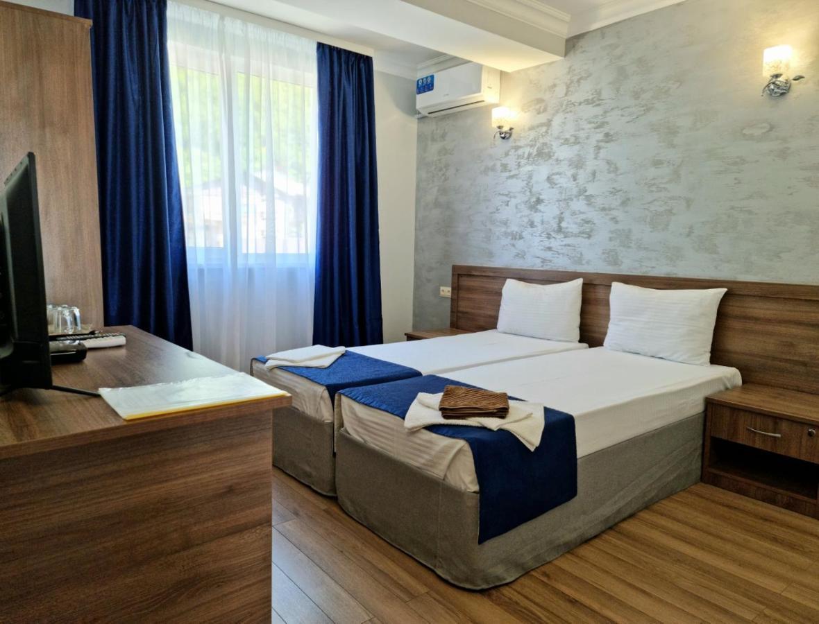 Nobi Guest House Gagra Buitenkant foto