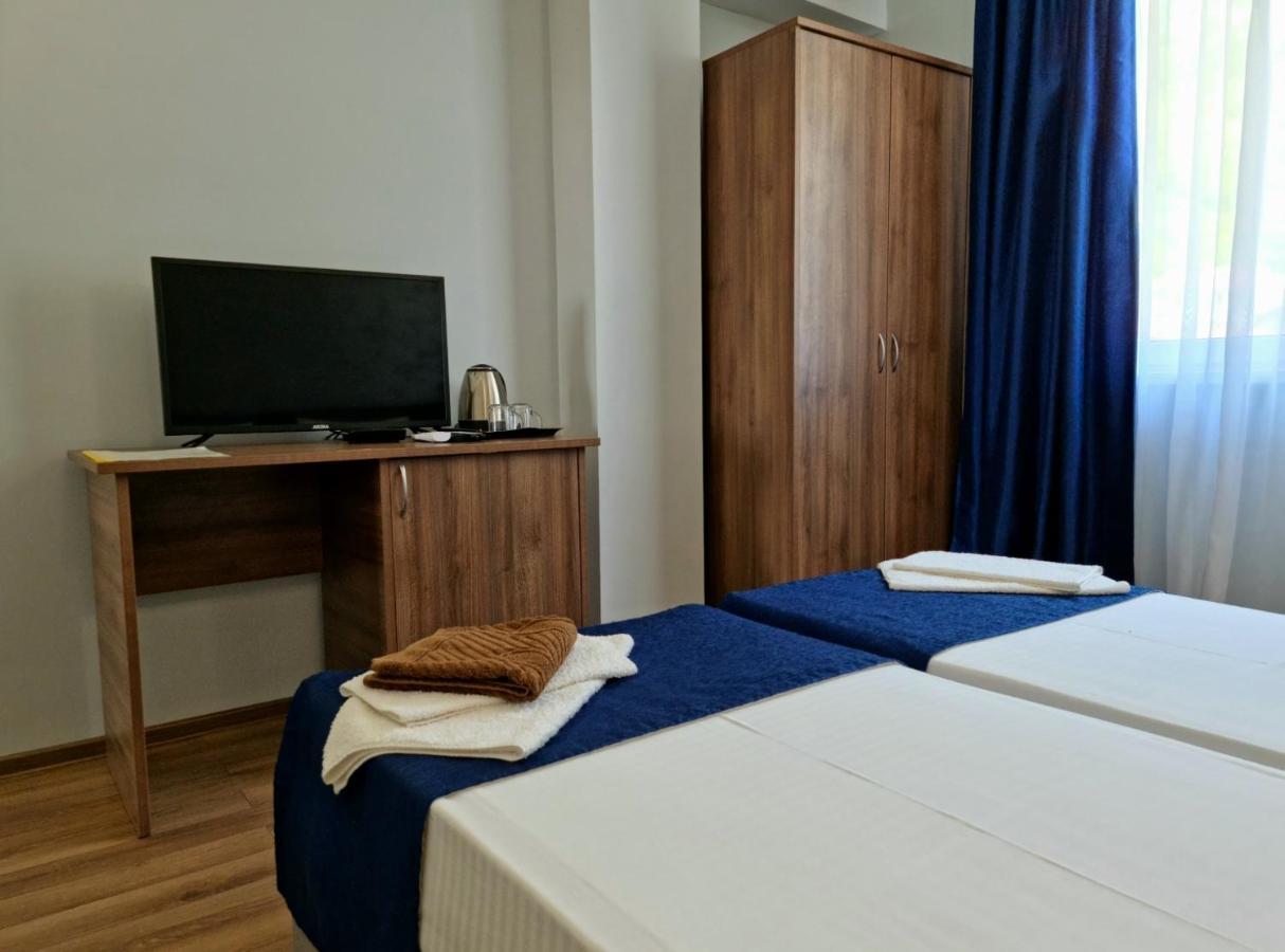 Nobi Guest House Gagra Buitenkant foto