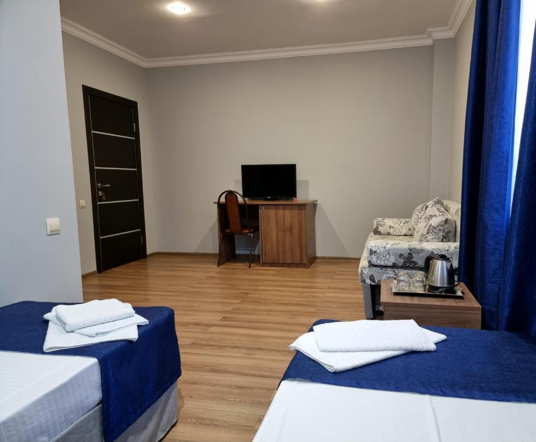 Nobi Guest House Gagra Buitenkant foto