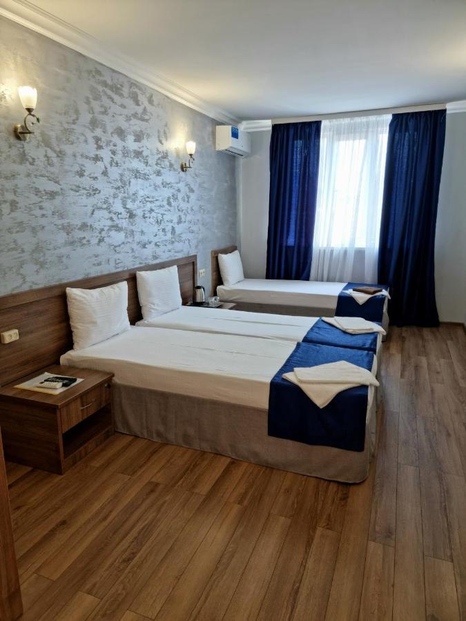 Nobi Guest House Gagra Buitenkant foto