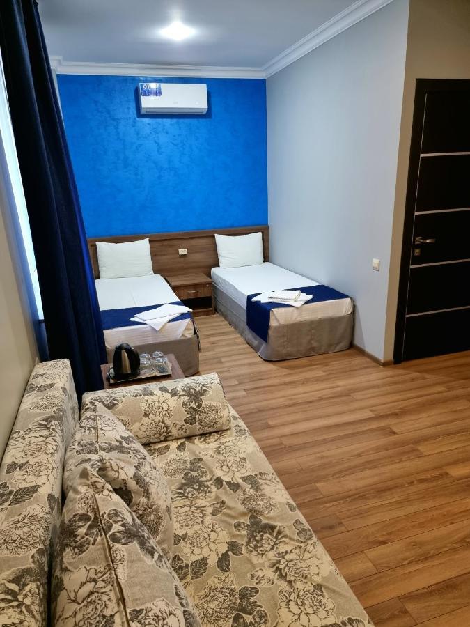 Nobi Guest House Gagra Buitenkant foto