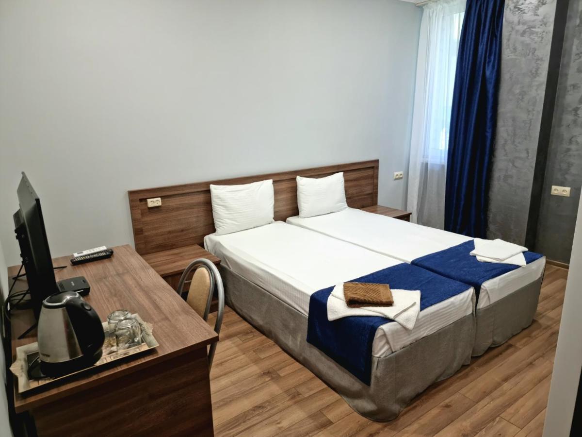 Nobi Guest House Gagra Buitenkant foto