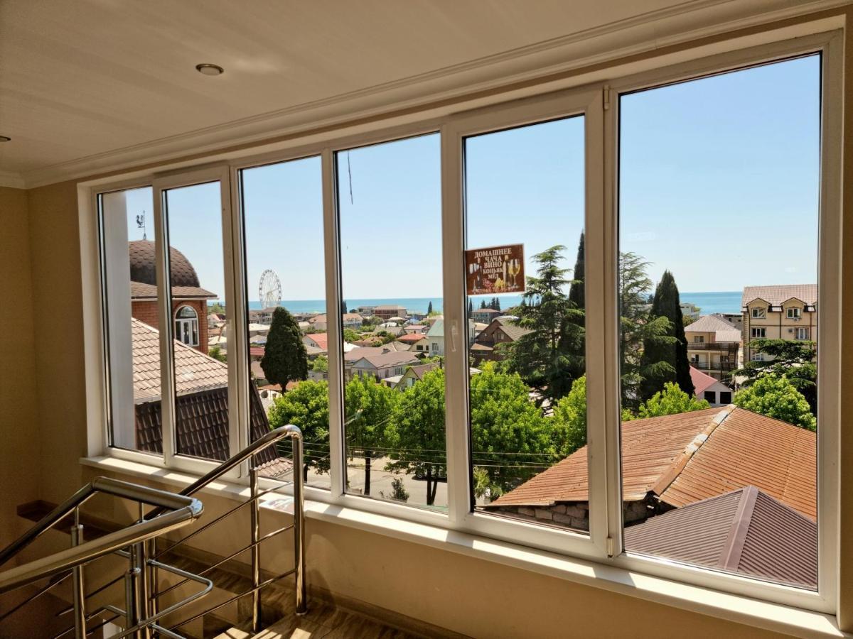 Nobi Guest House Gagra Buitenkant foto