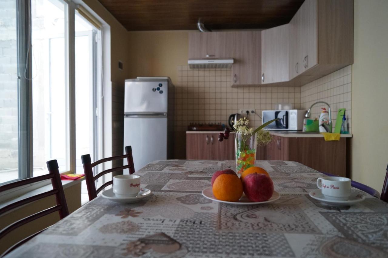 Nobi Guest House Gagra Buitenkant foto